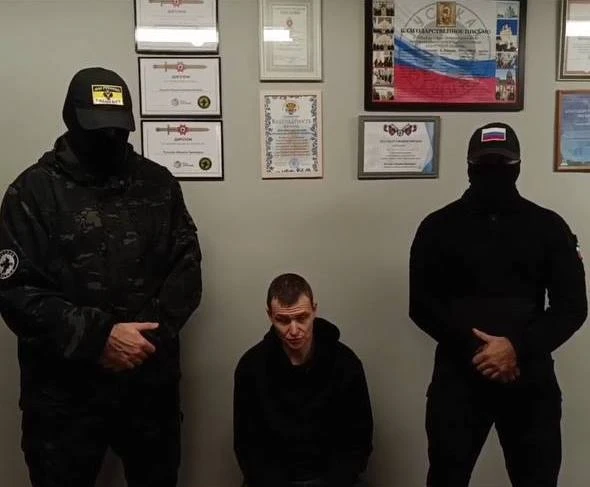 Владивосток: дебошир терроризировал целую улицу, пока в дело не вмешались наши дружинники