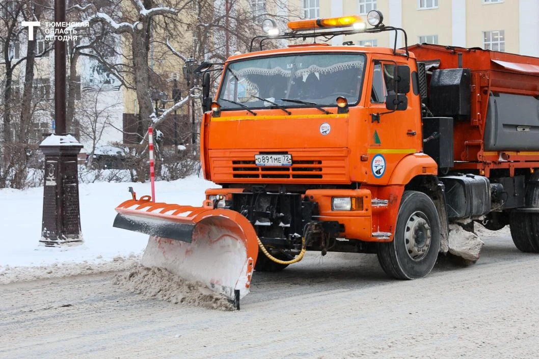Тюменские службы готовят дороги к зиме