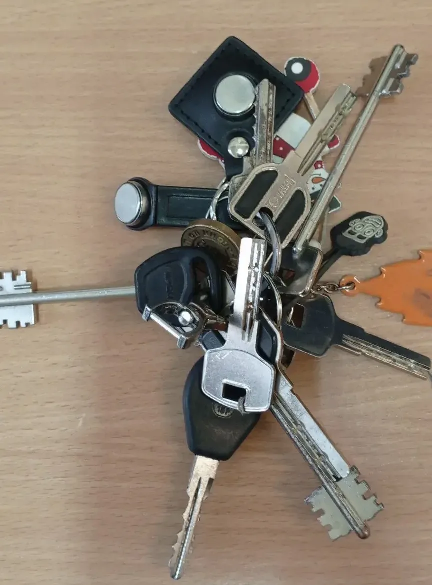 🔐 НАЙДЕНЫ КЛЮЧИ!