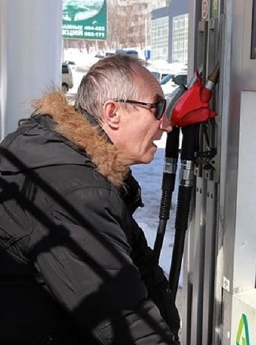 В Ярославской области снова подорожал бензин