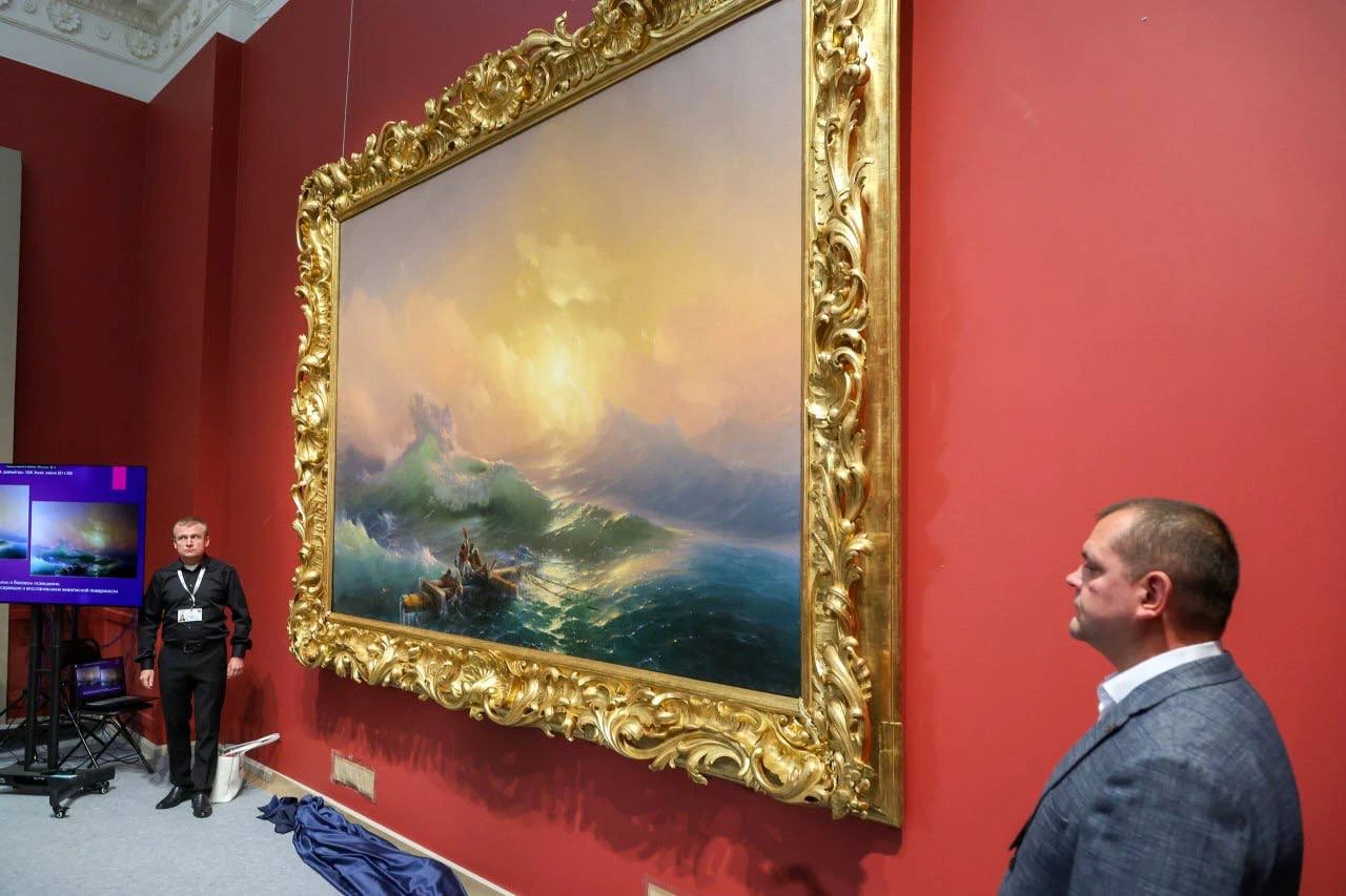 🖼️ В корпусе Бенуа Русского музея представили «Девятый вал» Айвазовского