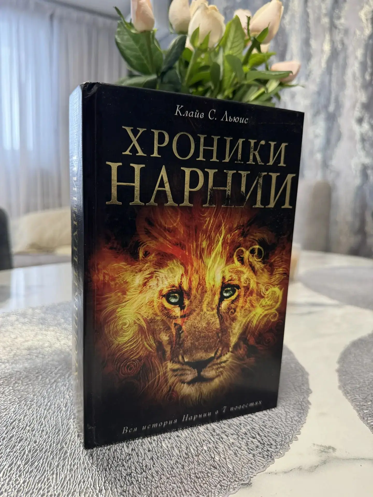 Продам книги.