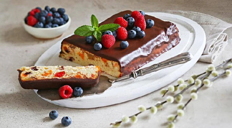 🍰 Львовский сырник — нежный творожный десерт с ароматной глазурью и цитрусовой ноткой!...