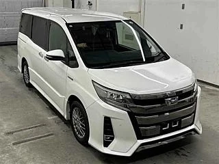 🇯🇵 TOYOTA NOAH параллельный гибрид.
