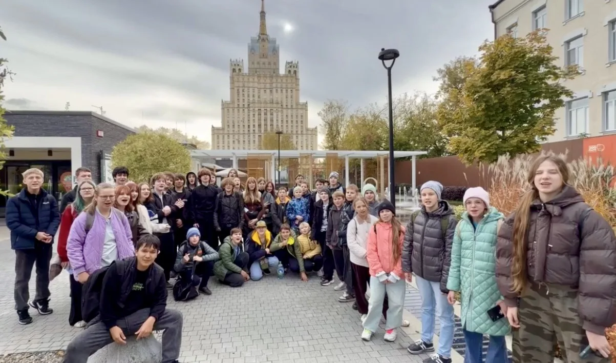 🦁Там крокодилы, львы и гориллы…