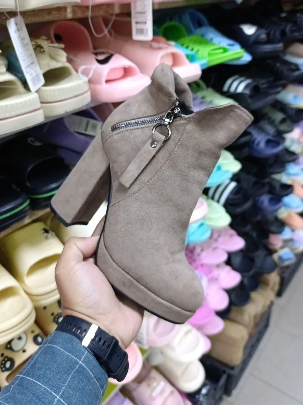 размеры 36, 38.