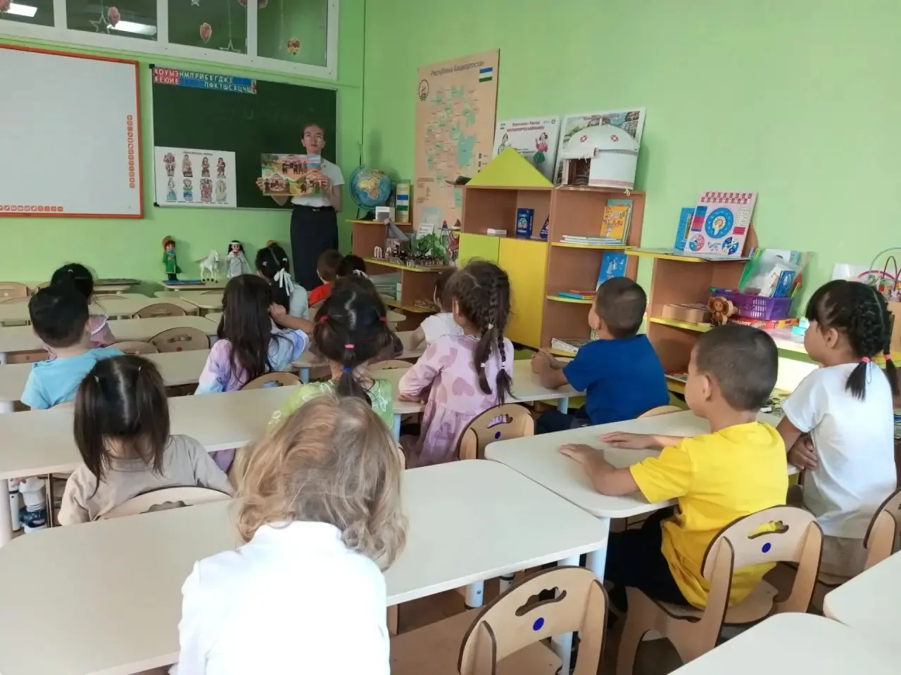 Һигеҙенсе модульға аяҡ баҫтыҡ! Уның темаһы: «Бөтә илен йыйғандар... Ил батыры бул һин, ...
