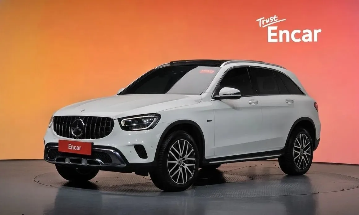 🚗 Mercedes-Benz GLC-Class 2021