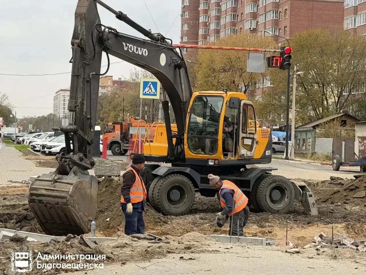 🛣️В Благовещенске начали ремонт ещё одного участка улицы Октябрьской