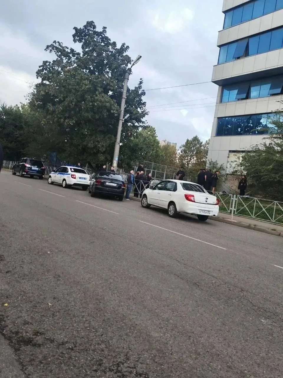😰Двое подростков погибли после прыжка с крыши в Краснодаре