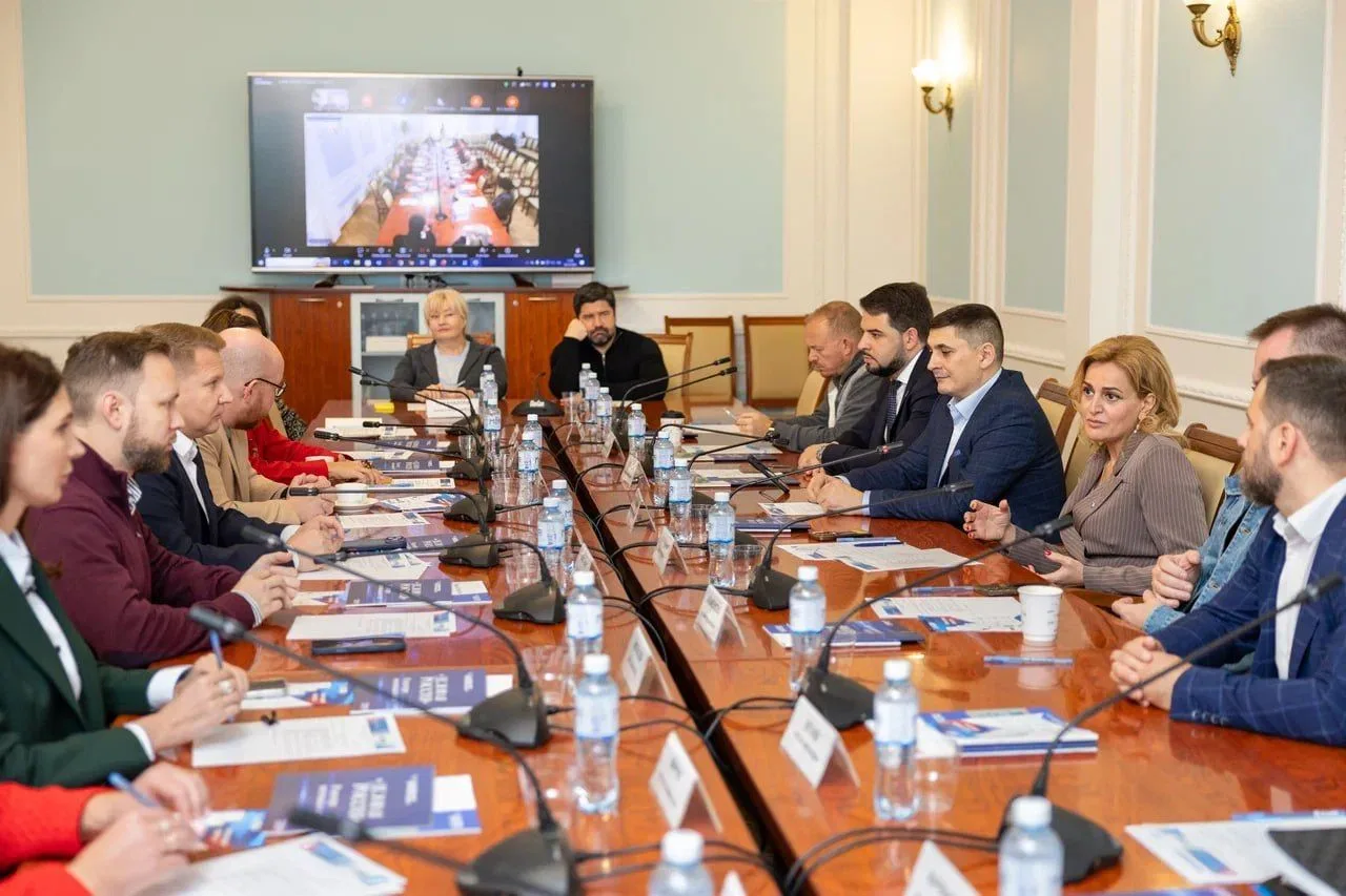 🤝«Деловая Россия» провела бизнес-завтрак для предпринимателей, вошедших в генсовет орг...
