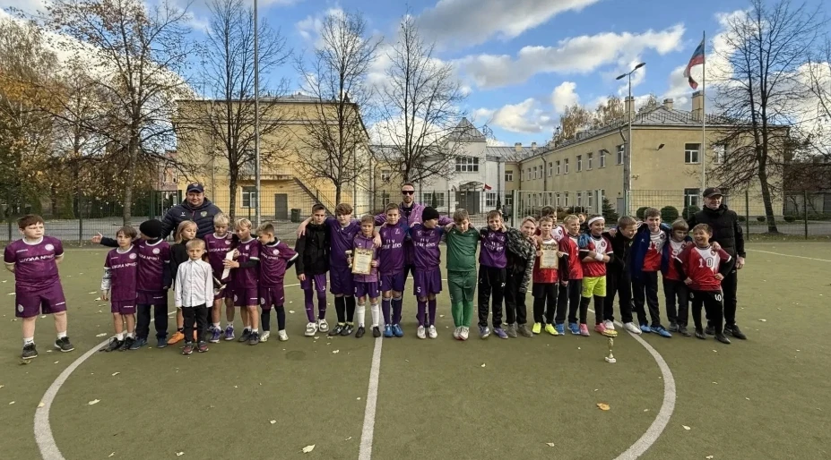 ⚽Физкультурное мероприятие в Колпинском районе — турнир по футболу среди школьных спорт...
