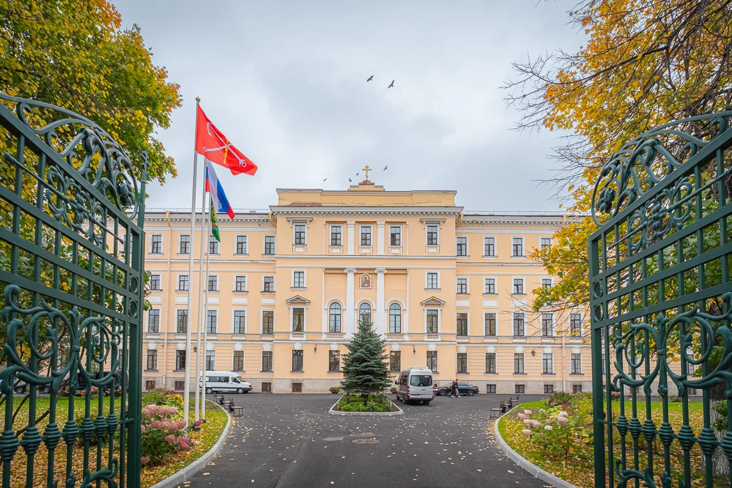 В день памяти апостола и евангелиста Иоанна Богослова, 9 октября, митрополит Санкт-Пете...