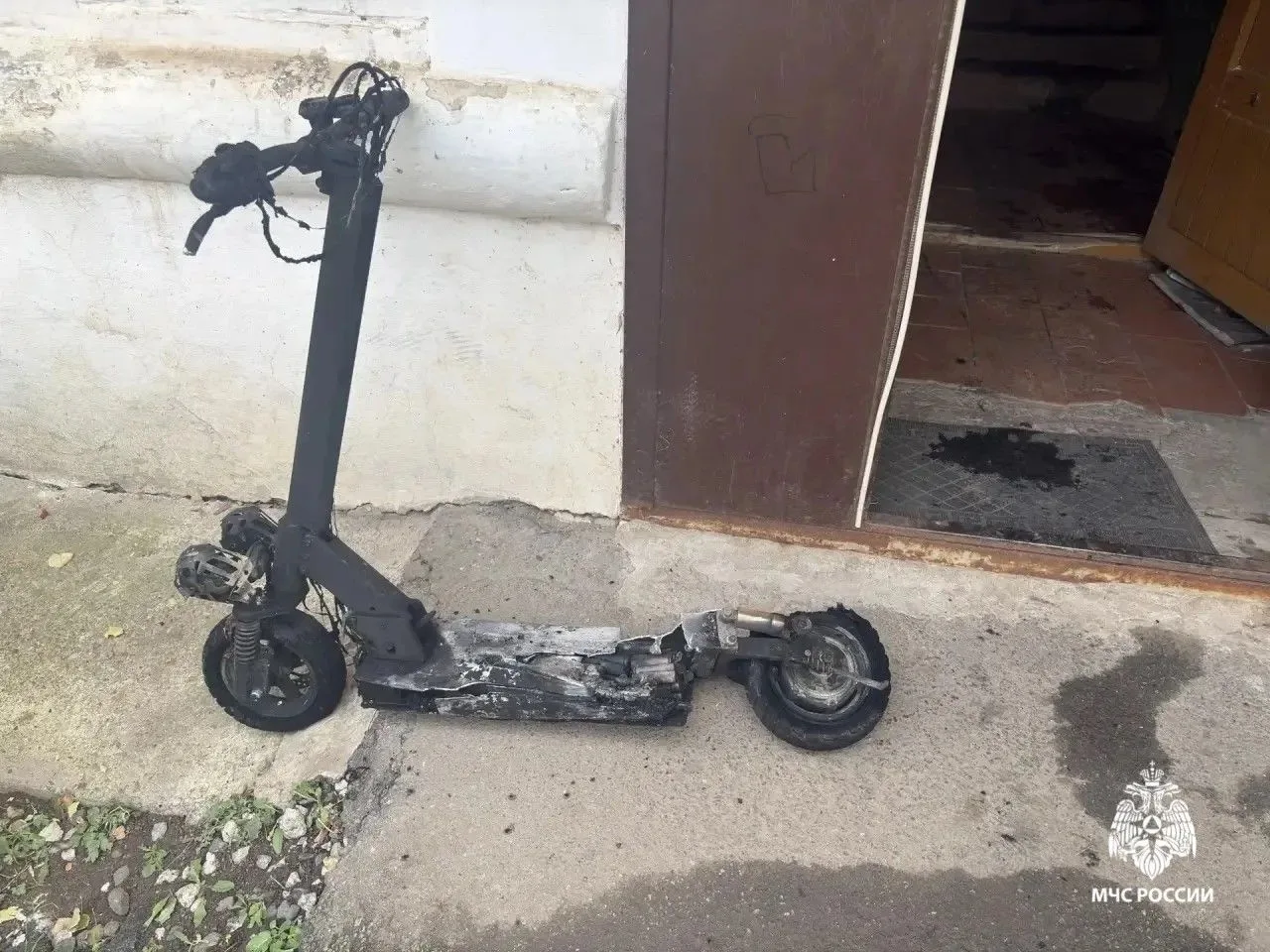 Юноша получил ожог плеча в результате возгорания аккумулятора электросамоката в Можге –...