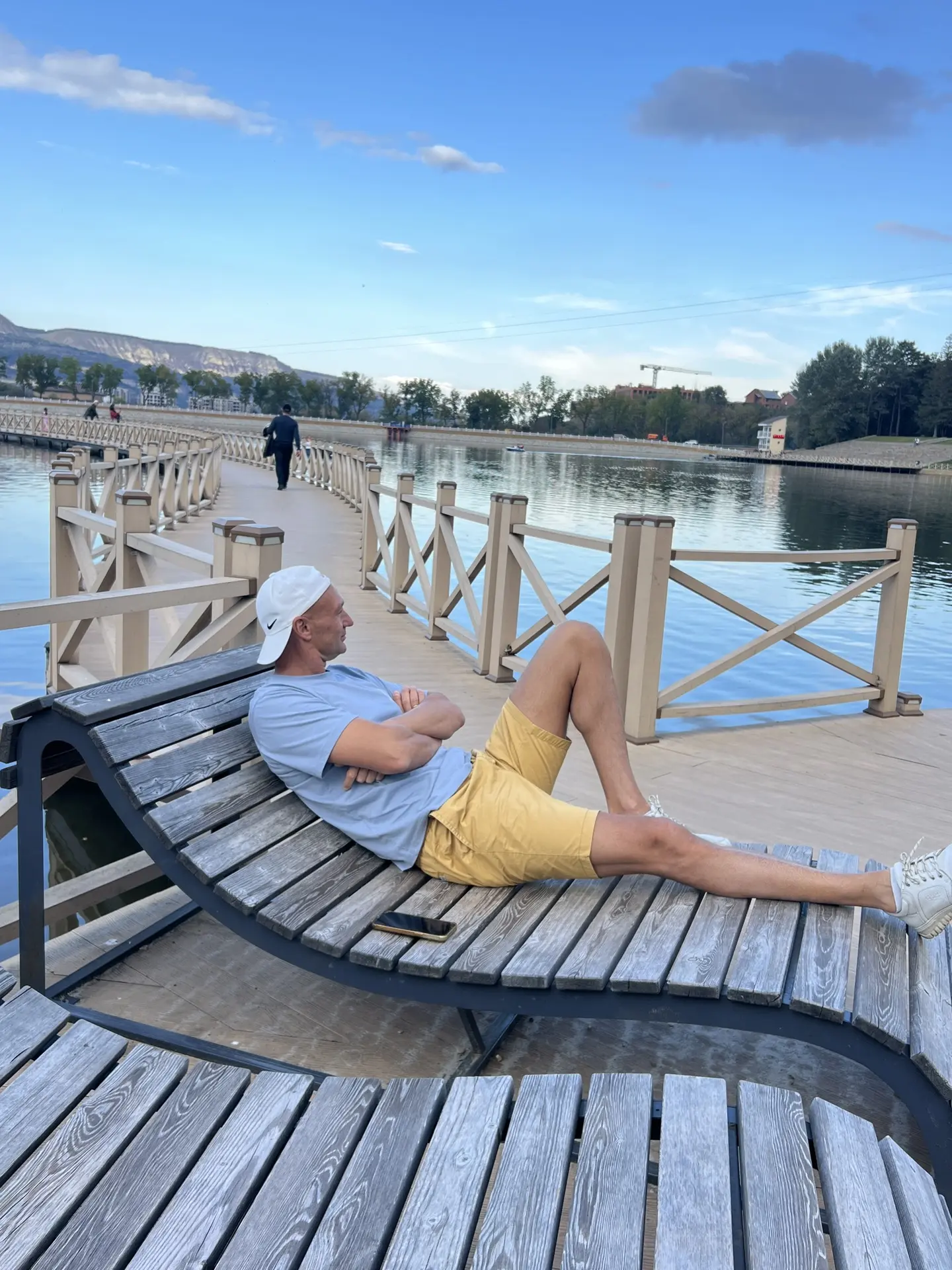 Приятно было увидеть в Кисловодске водоём с пляжами, причём его благоустроили совсем не...