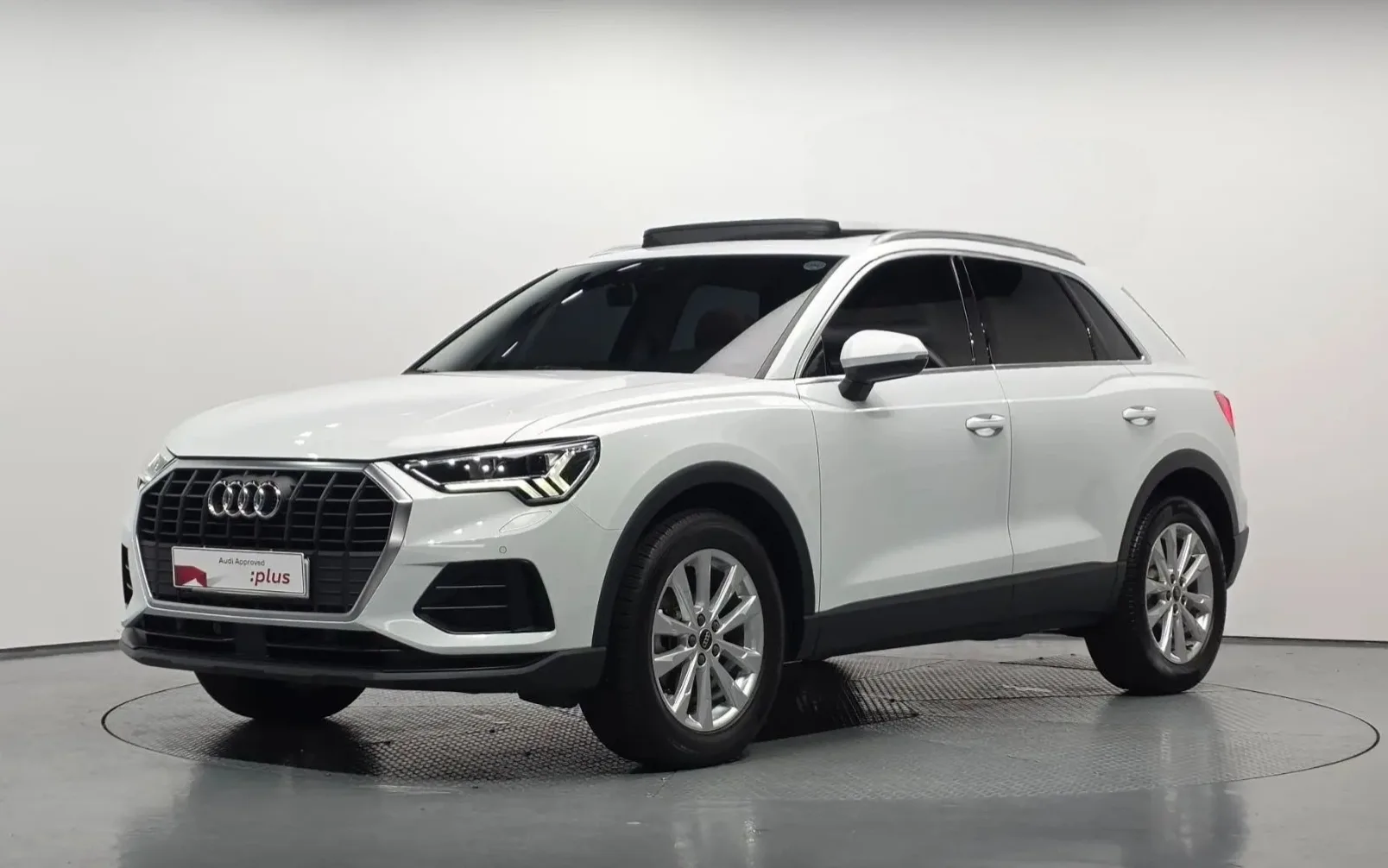 🔻 Audi Q03  35 TDI 🔻