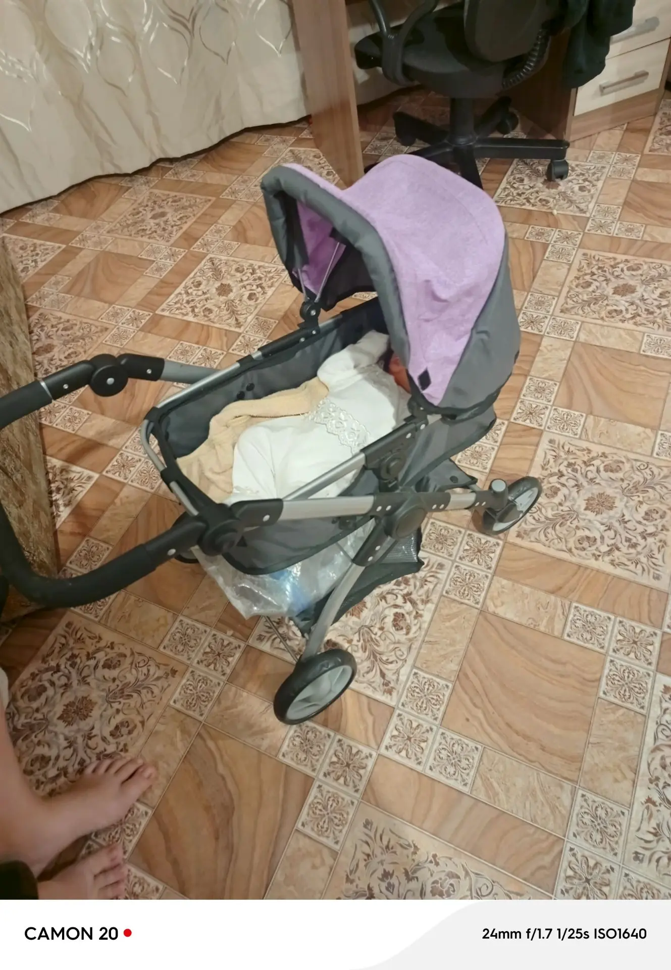 Продам детскую коляску для кукол.