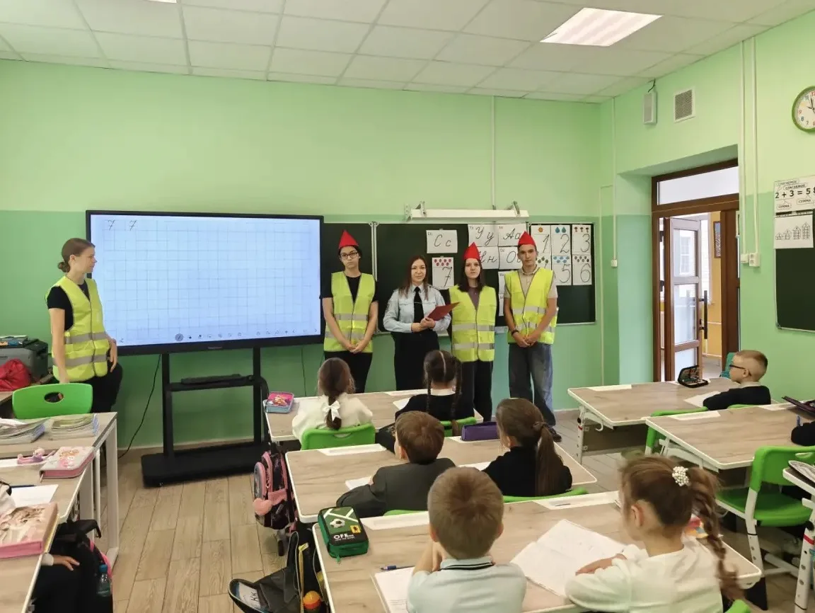 🌙 В рамках ОПМ «Ночной патруль» сотрудники ПДН провели профилактические мероприятия со...