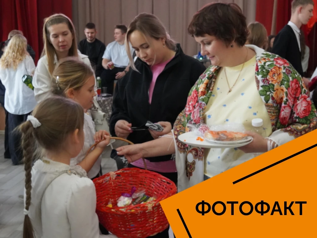 В школе №6 прошла благотворительная ярмарка в поддержку защитников Норильска! 🕊️