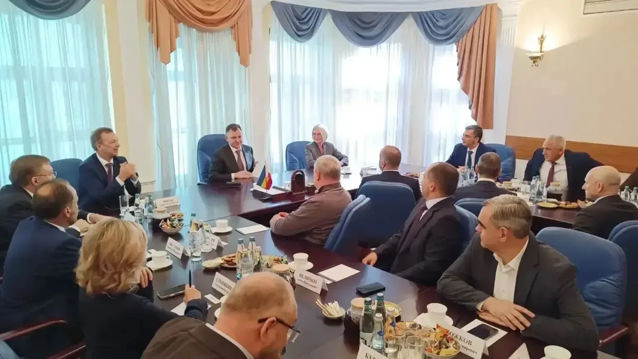 Для жителей Дона важно, чтобы депутатский корпус работал как единая команда и последова...