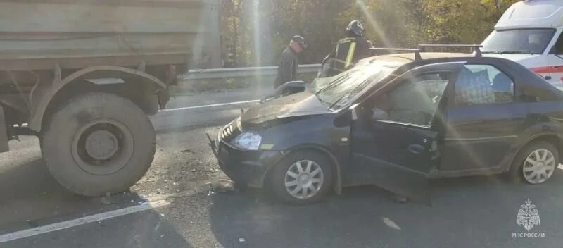 Около Гороховца 8 октября утром Рено въехал в дорожников.