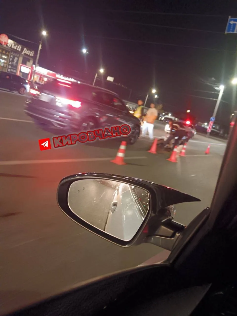На Комсомольской площади ДТП с мотоциклом.