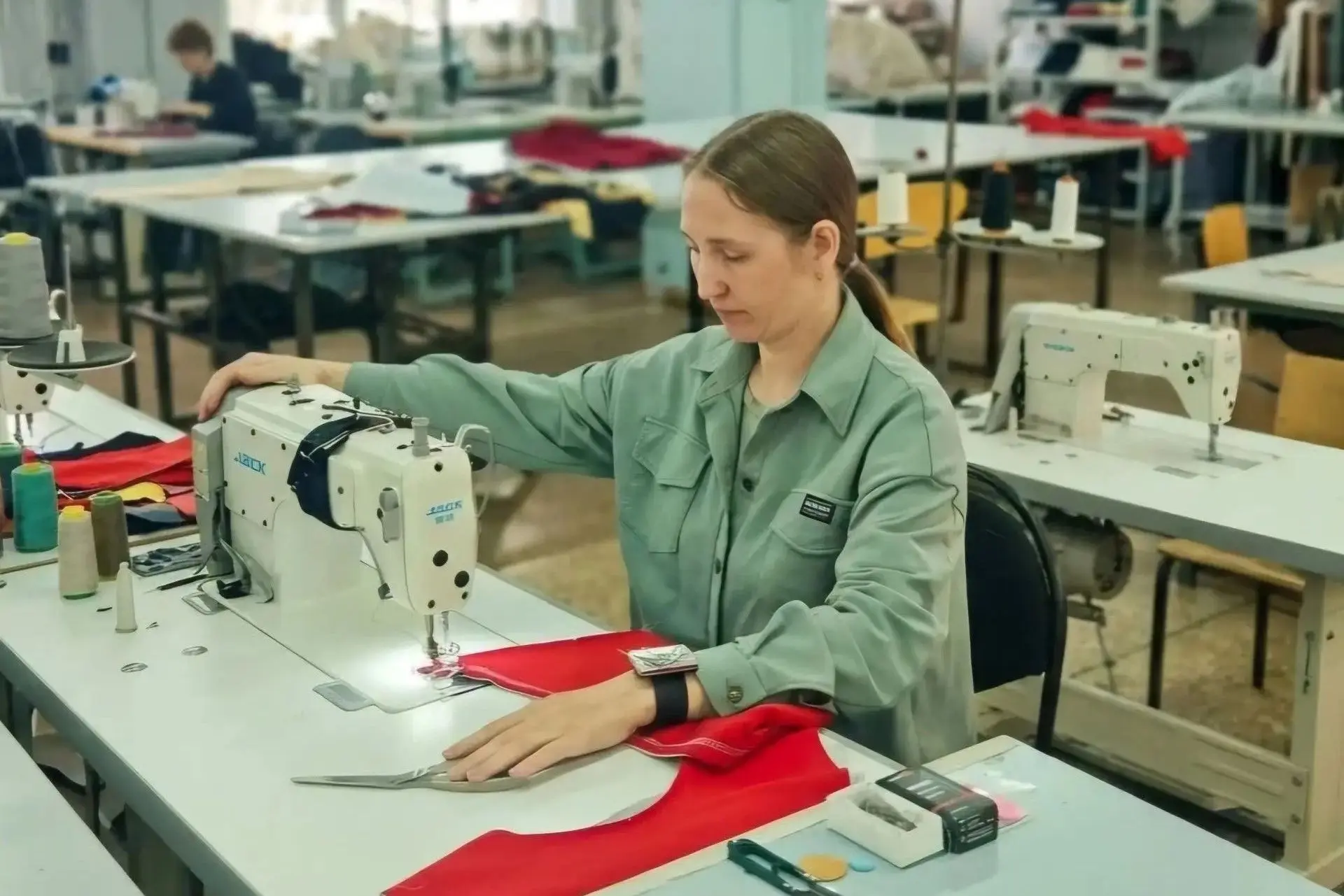В Усолье-Сибирском с 2027 года начнут готовить специалистов для легкой промышленности