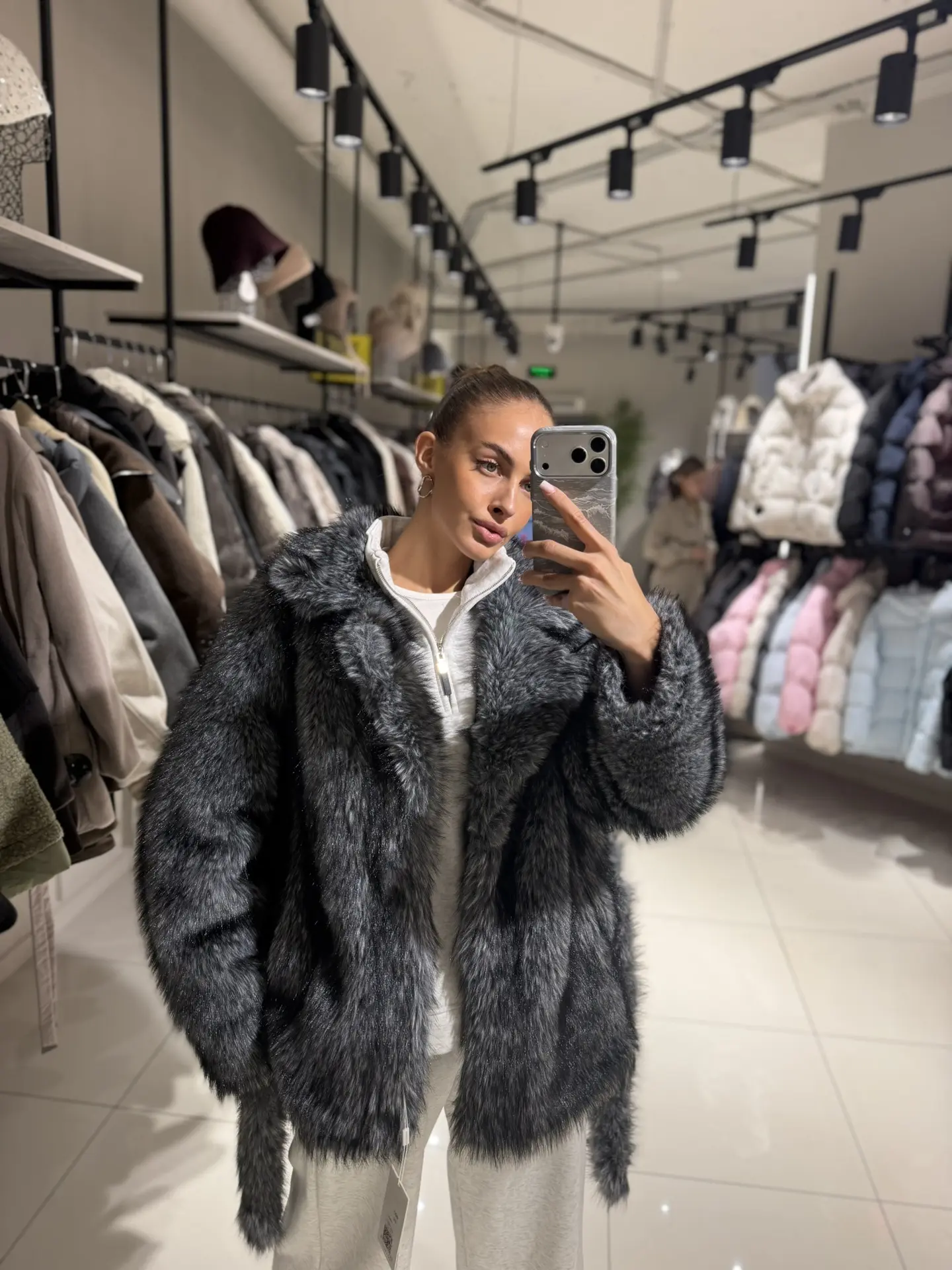 Шикарная коллекция верхней одежды в наличии🖤