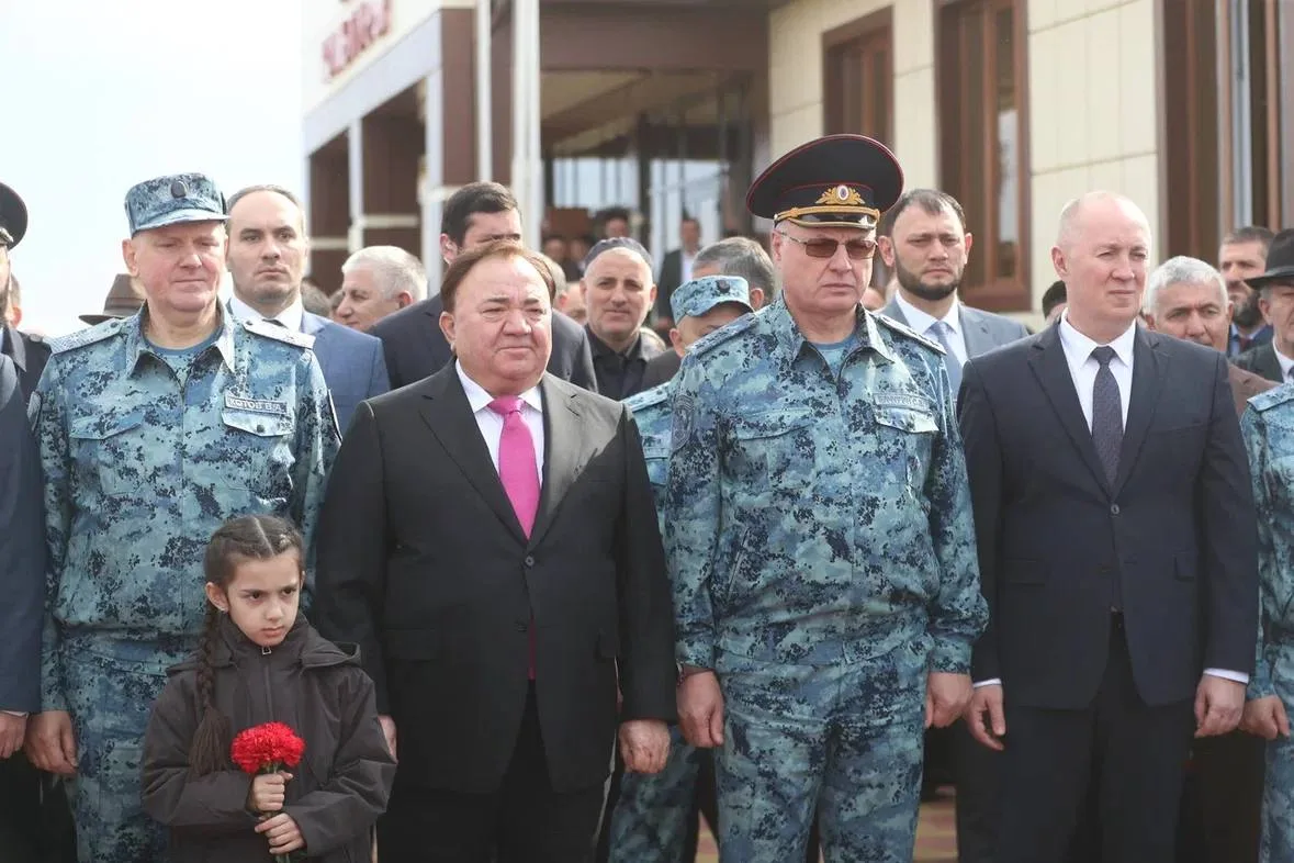 В Сагопши открыли мемориал курсантам, защищавшим Малгобек осенью 1942 года