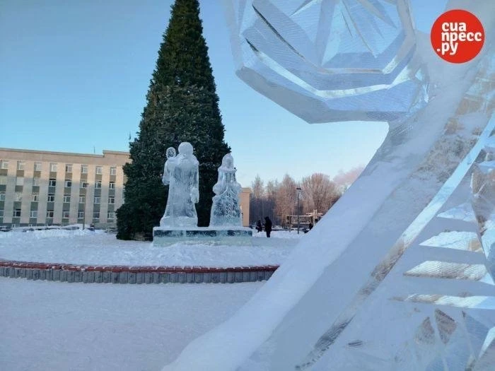 В Сургуте установят 20 ледовых объектов к Новому году