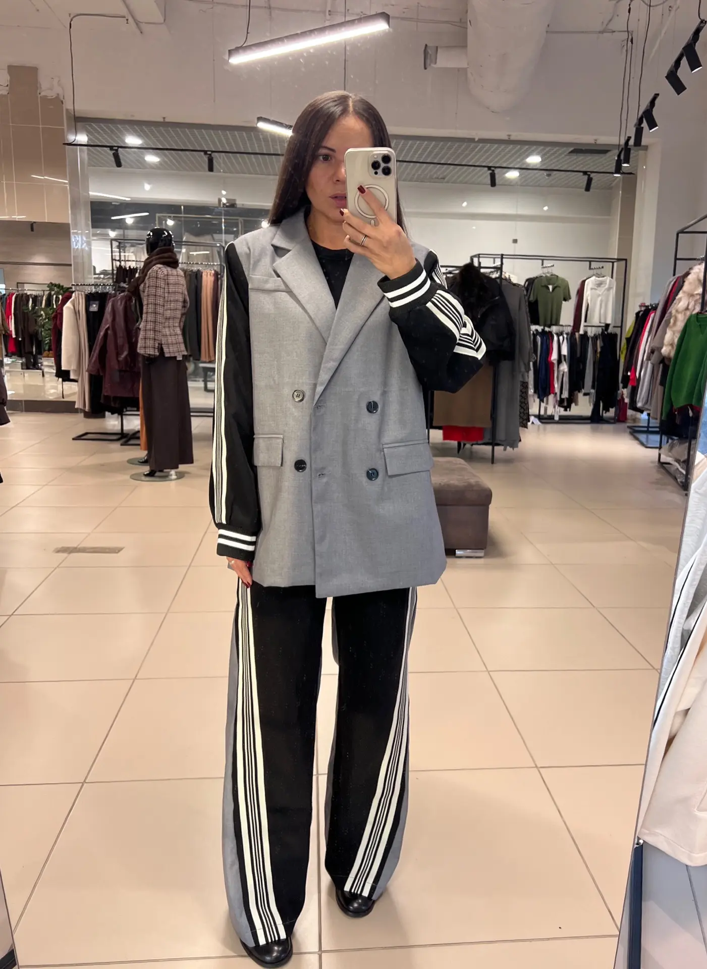 Костюм▪️8500