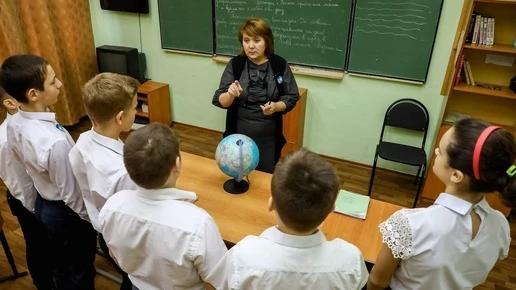 В Волгоградской области 35 учителей получают досрочную пенсию