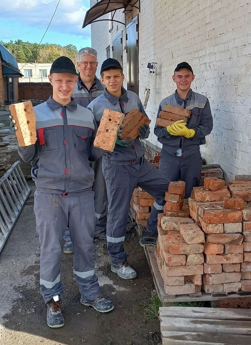 👷 Штукатурные и малярные работы на реальном объекте