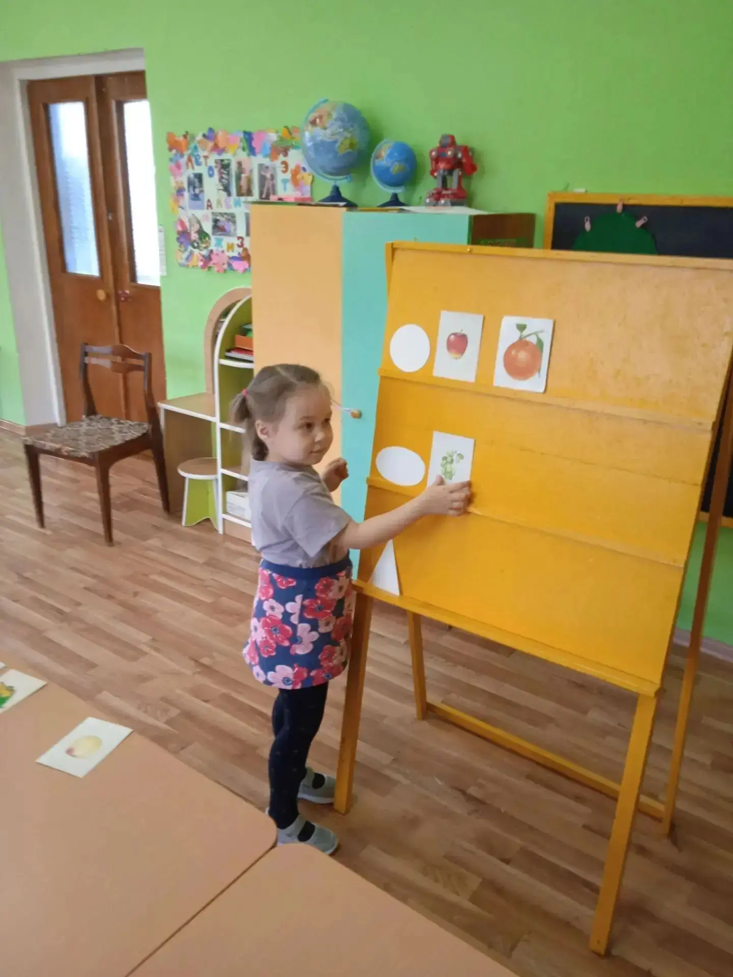 В логопедической группе прошла тематическая неделя «Фрукты». Каждый день был наполнен н...
