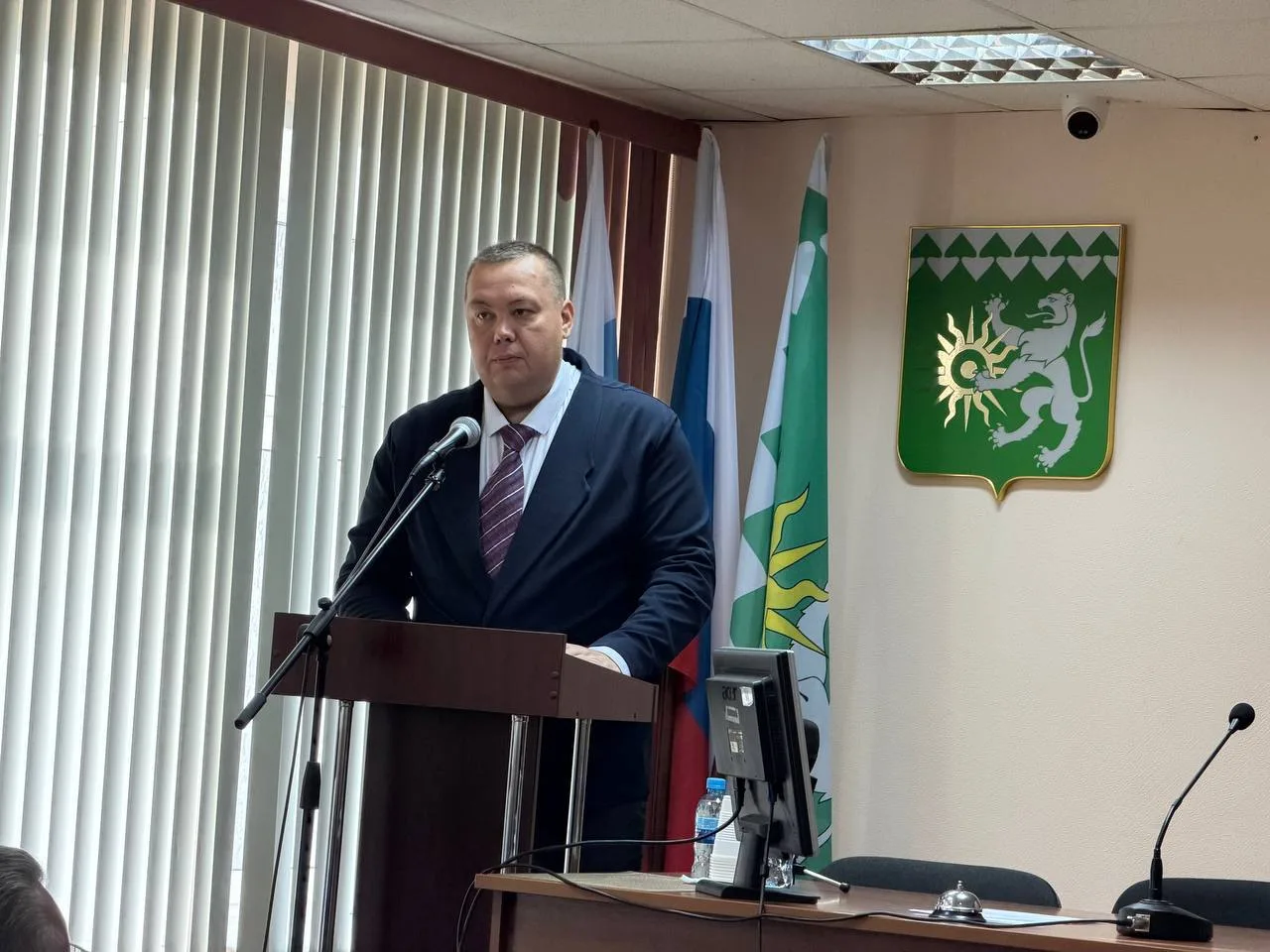 🏛 Кандидат на пост главы Ренат Галлямов представляет программу перед депутатами