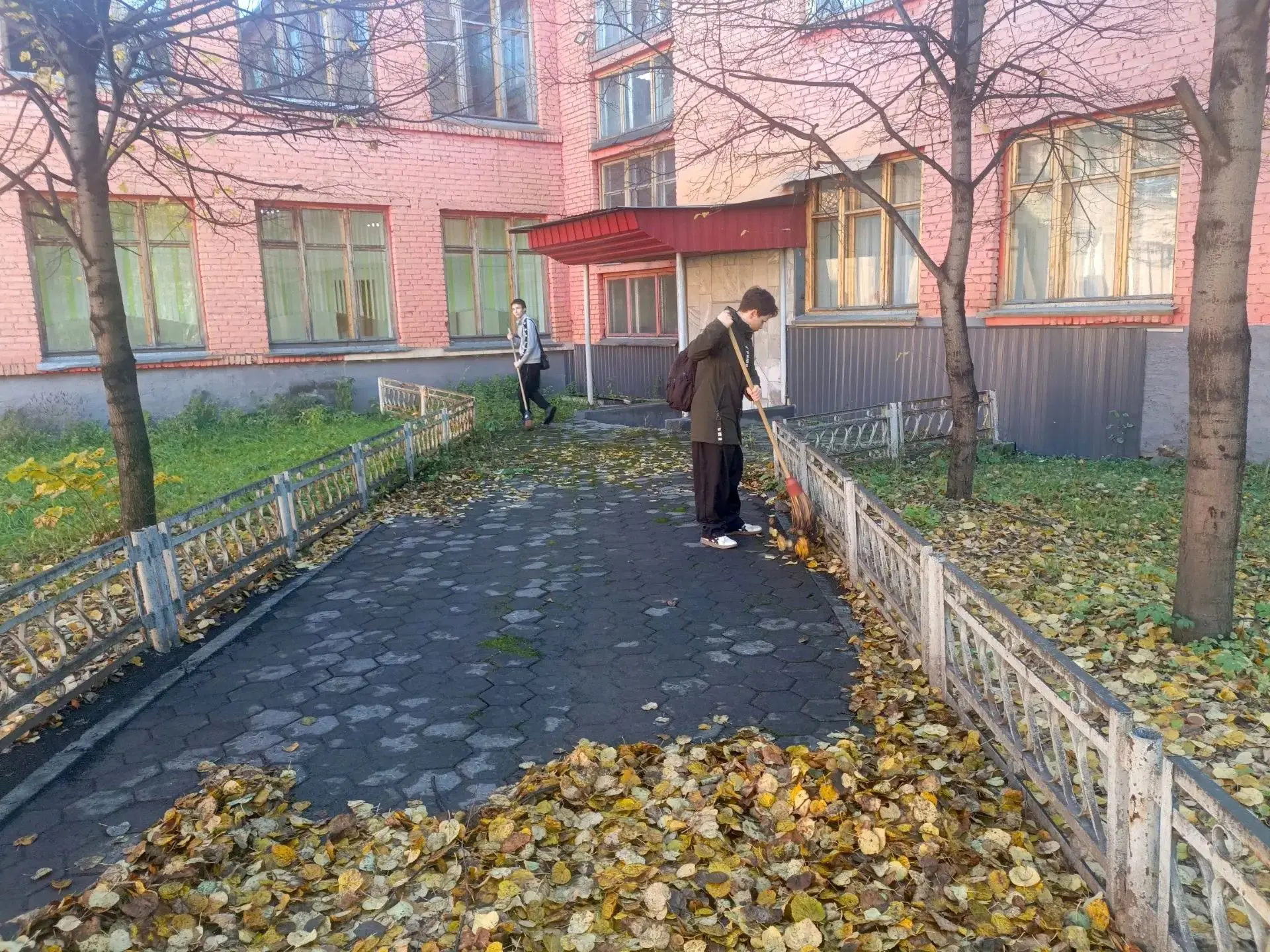 🍁 Чистый колледж — общие усилия!