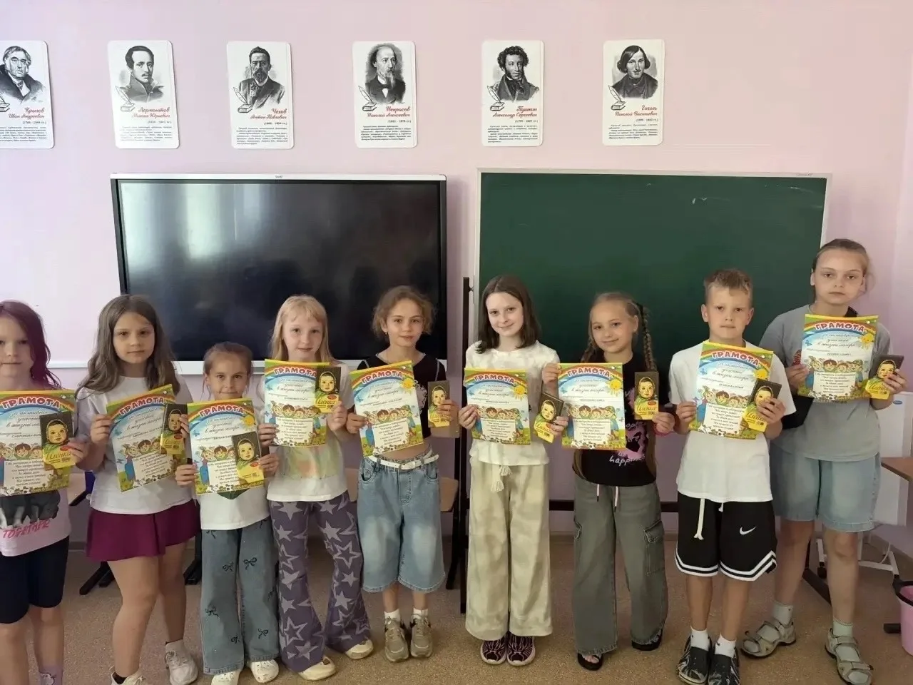 🎒 Ура, каникулы! 🍂