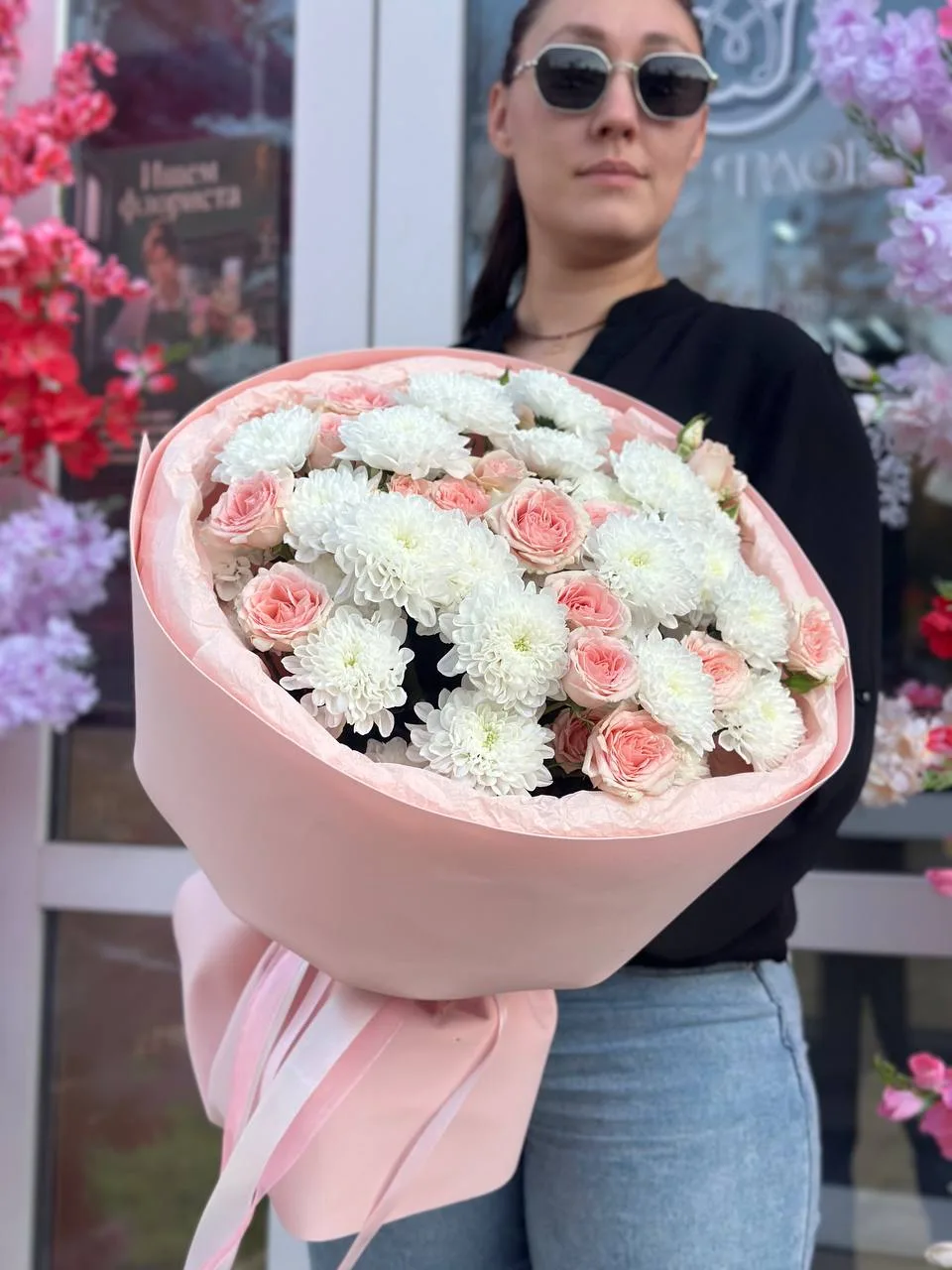 Нежный букет из роз и хризантем 3️⃣6️⃣3️⃣9️⃣ 🌸