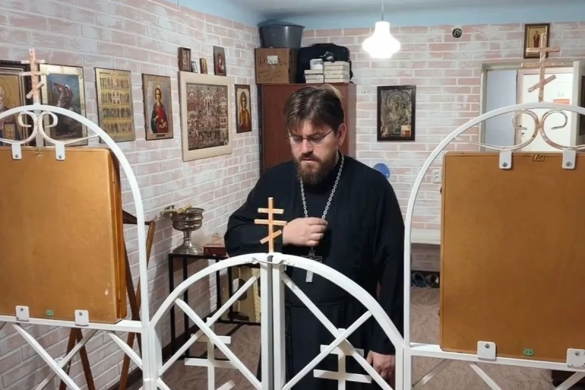Отец Василий начал службу при медроте