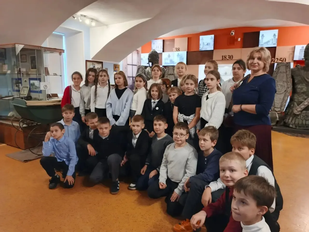 Ученики 4 «Б» класса прикоснулись к истории: экскурсия в Музей города Гатчины