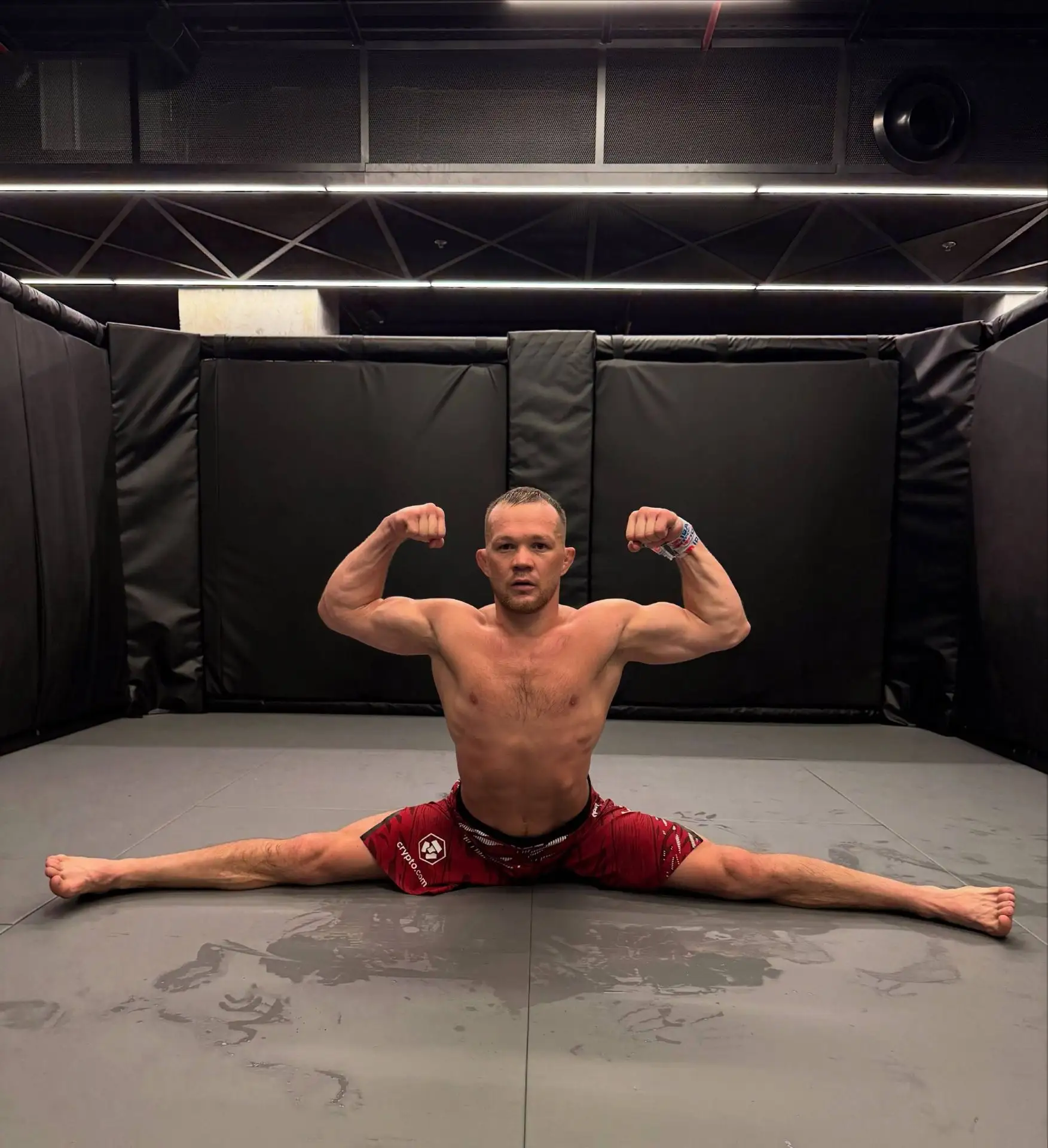 💪 Пётр Ян в превосходной форме!