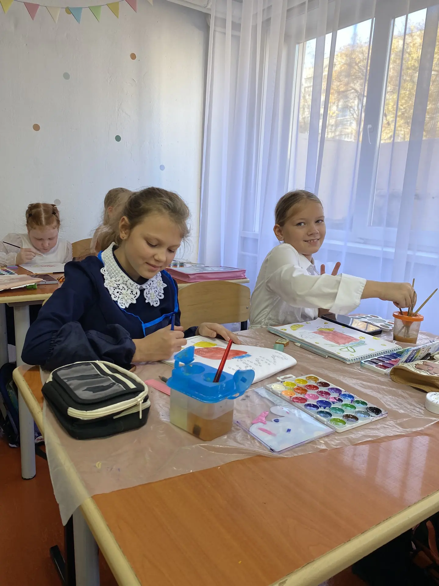 Школьная рубрика «Зажигай после звонка!» 🎉