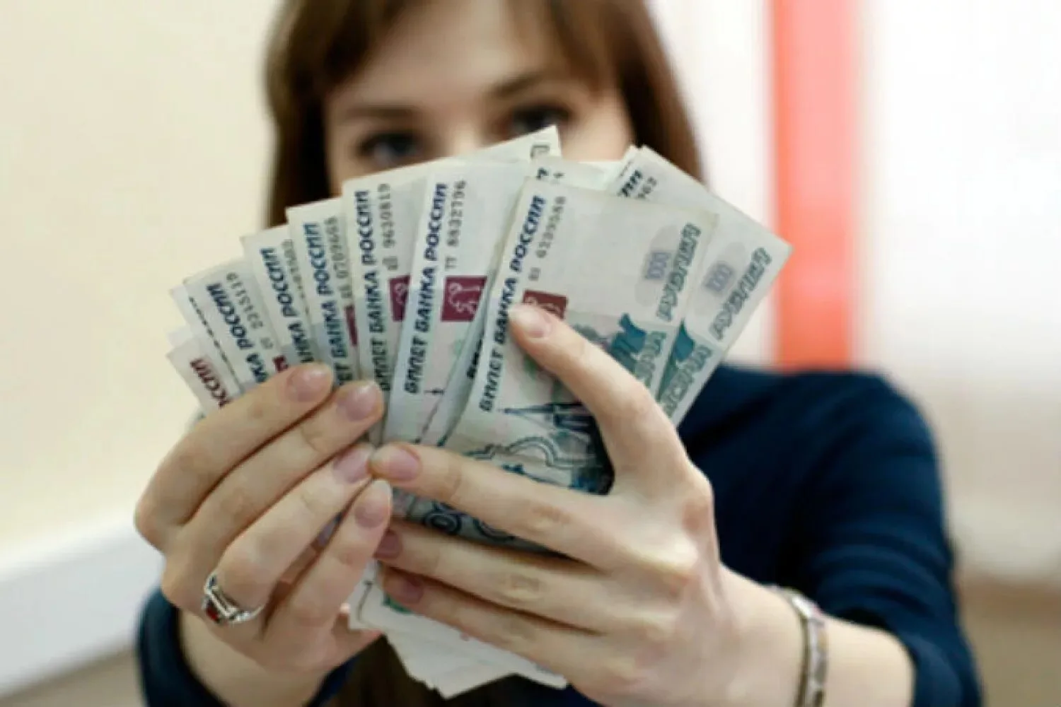 Семь лет колонии за взятки.