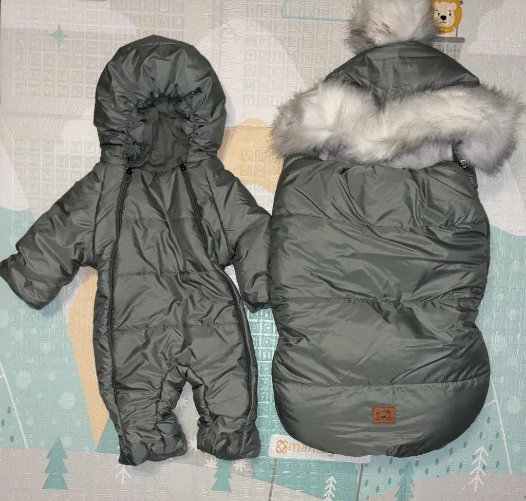 Зимний комбинезон и конверт в коляску.