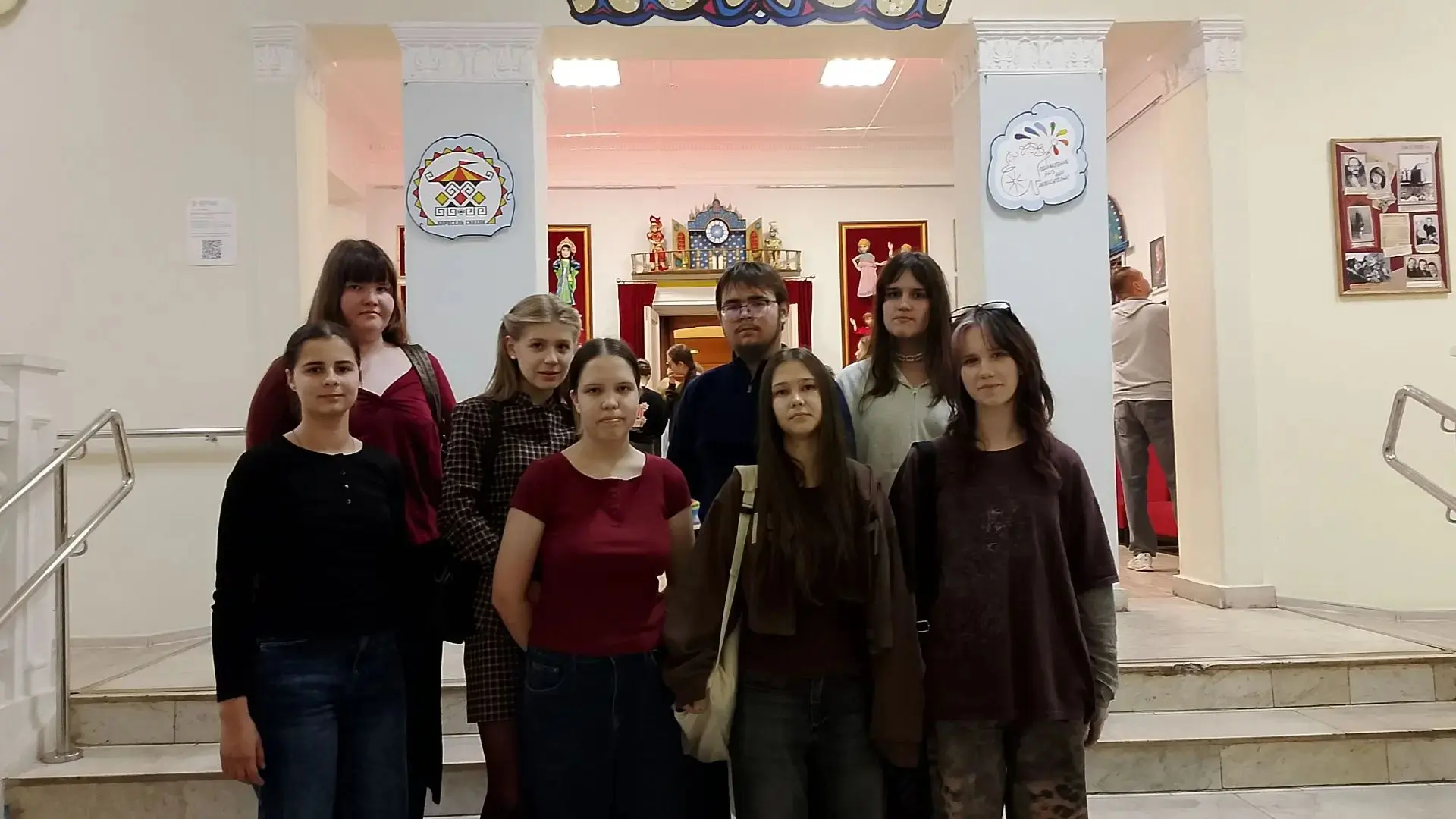 🎭 Первокурсники ЧХУ познакомились с художественным языком театра кукол