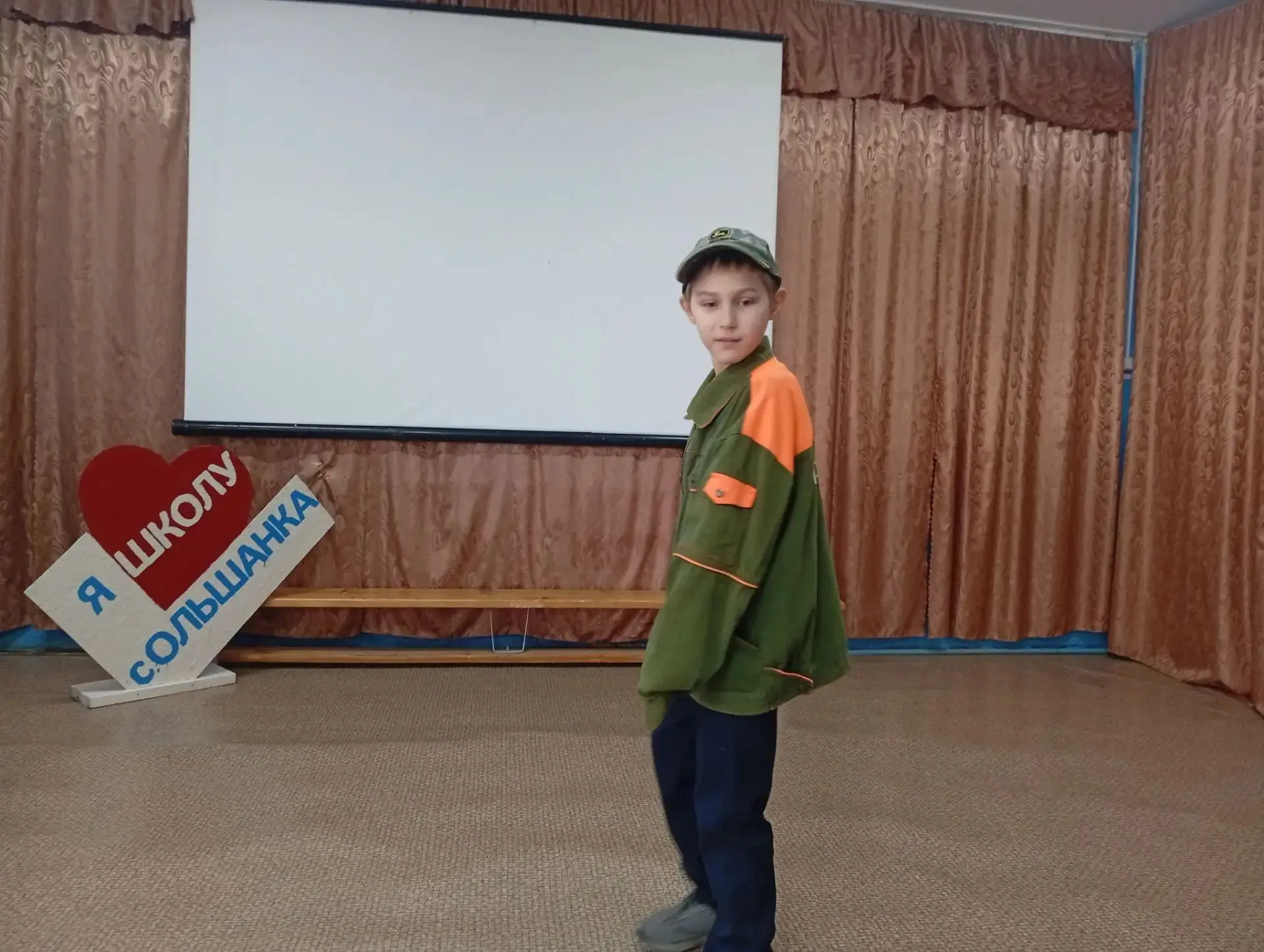 **Папин стиль: когда мода передаётся по наследству! 👨‍👧‍👦🧥**