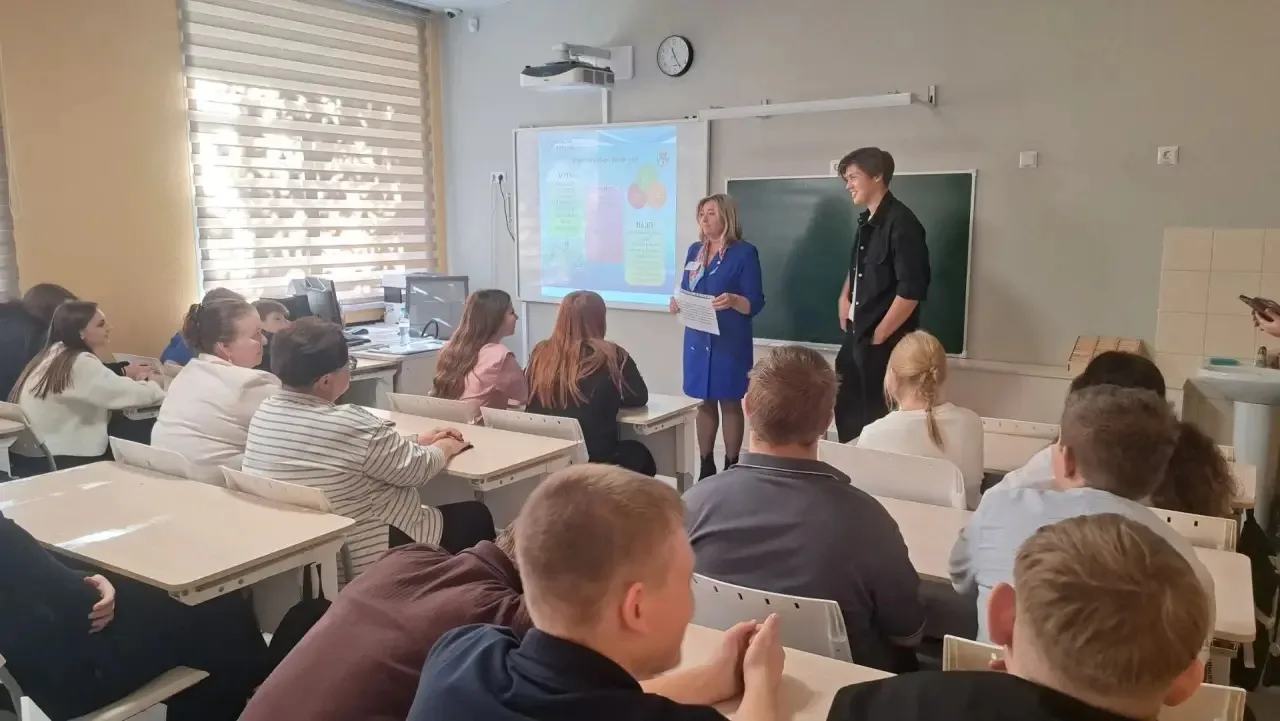 8️⃣октября в нашей школе прошло профориентационное мероприятие «Шаг в будущее».