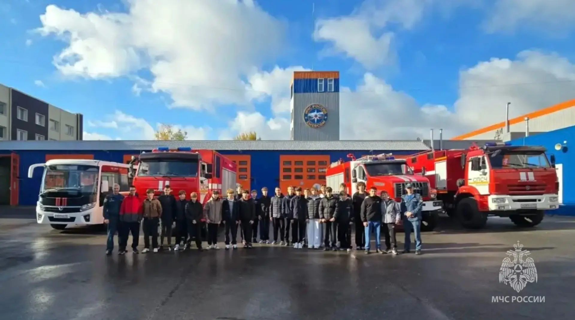 🚒Школьники познакомились с пожарно-спасательным делом
