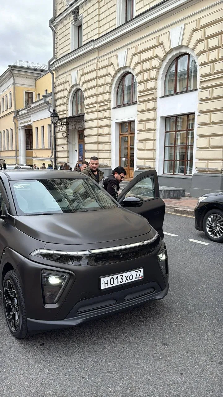 Тимати продолжает пополнять свой автопарк необычными машинами