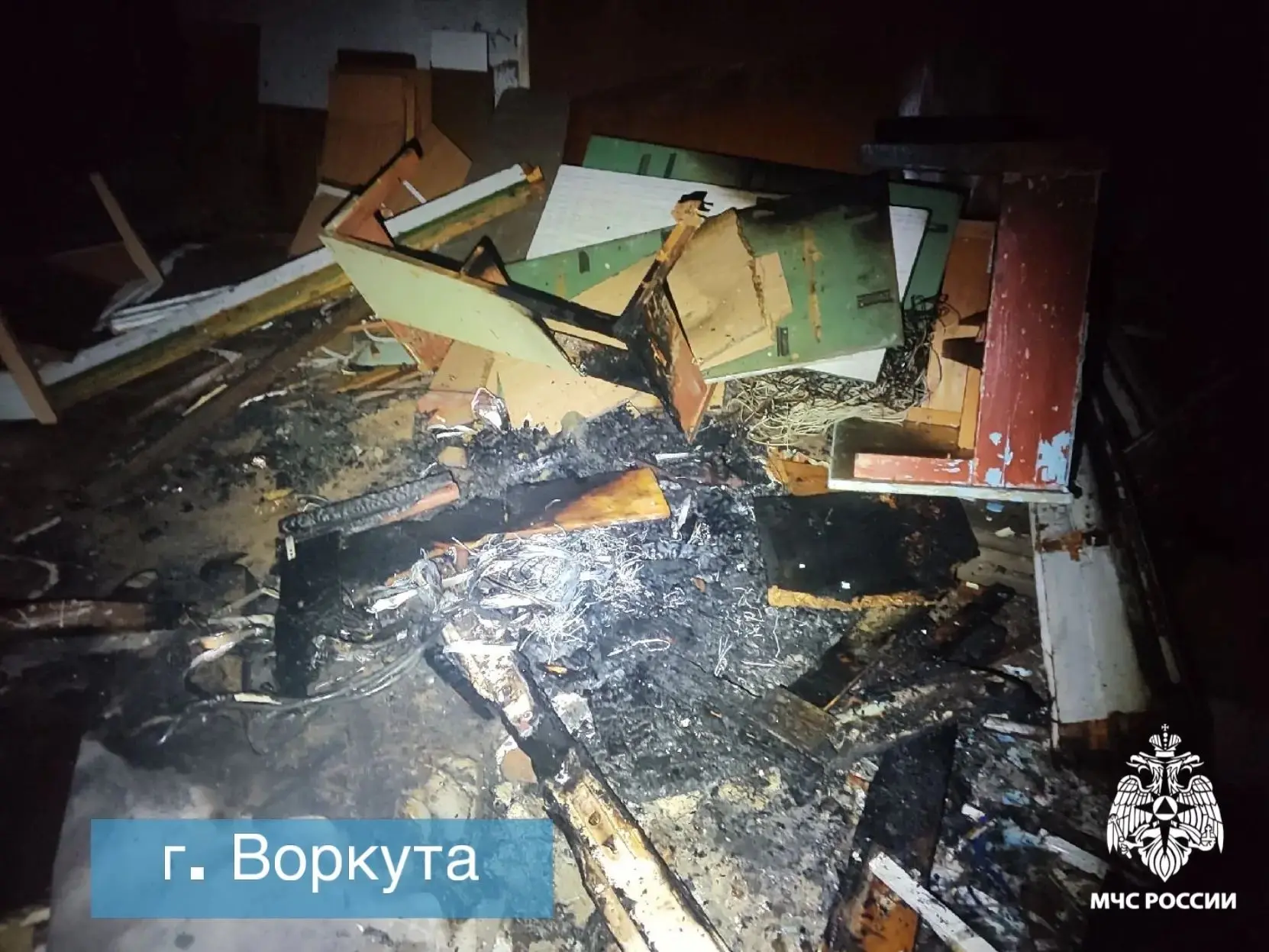 В Воркуте продолжают гореть постройки, задержана группа поджигателей